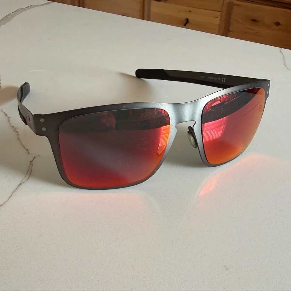 Oakley Holbrook™ Metal Matte Gunmetal Frame with Prizm Ruby Polarized Lenses